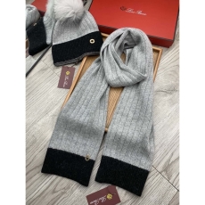 Love Piana Caps Scarfs